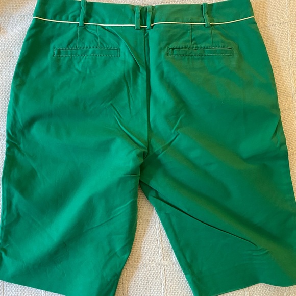 Anthropologie Green Bermudan shorts - Picture 7 of 7